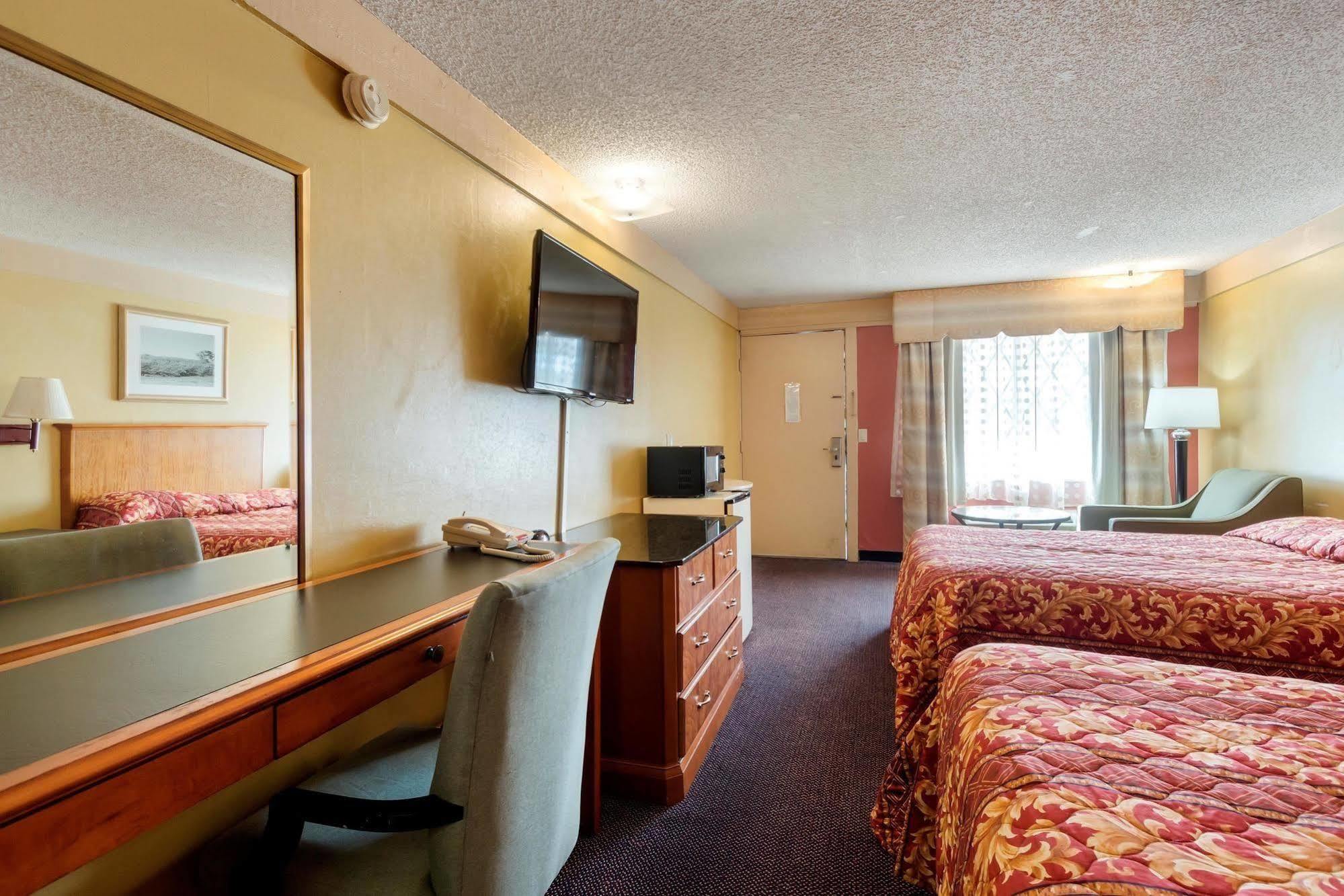 Scottish Inns Harrisburg-Hershey South New Cumberland Exterior photo